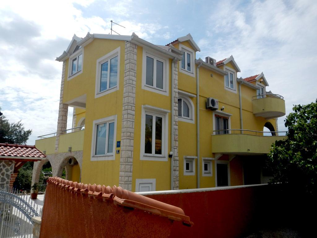 Apartments Ankica Шибеник Екстер'єр фото