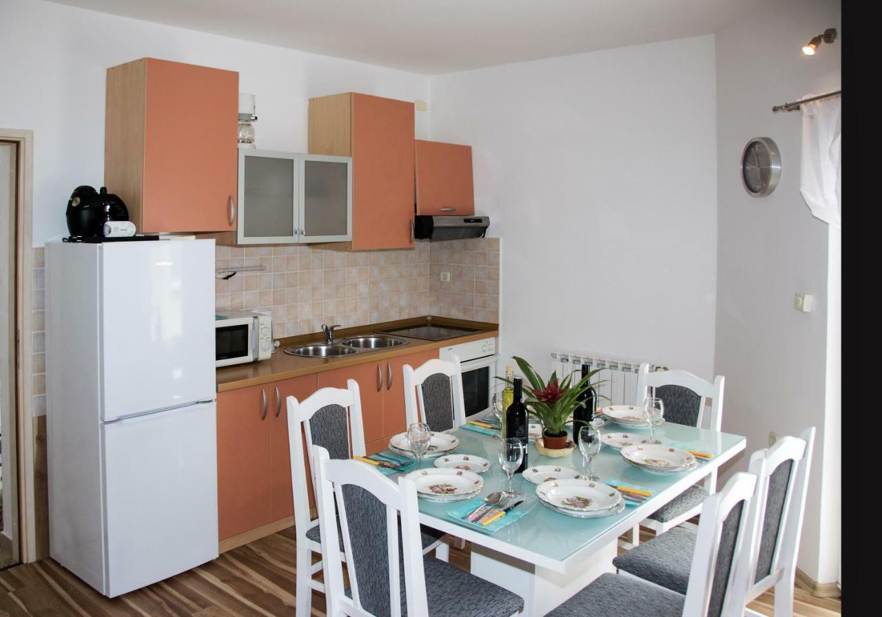 Apartments Ankica Шибеник Екстер'єр фото