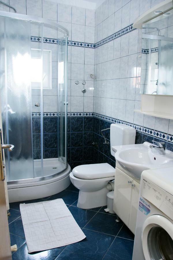 Apartments Ankica Шибеник Екстер'єр фото