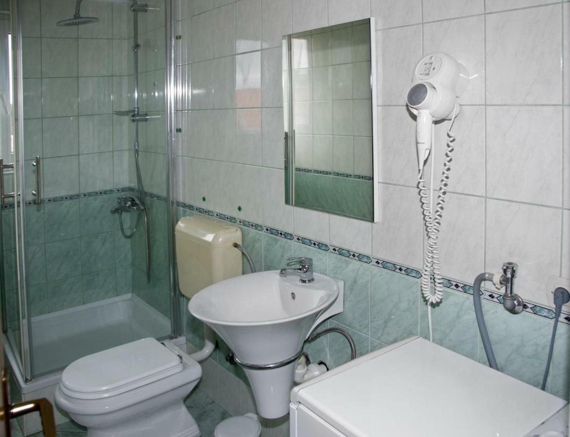 Apartments Ankica Шибеник Екстер'єр фото