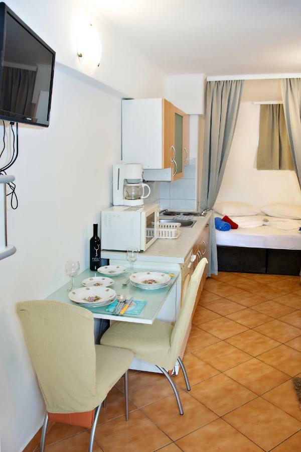 Apartments Ankica Шибеник Екстер'єр фото